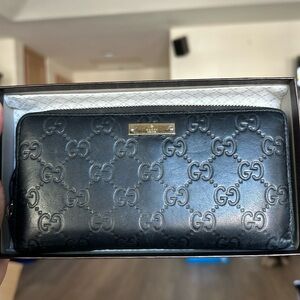 Authentic Gucci Wallet